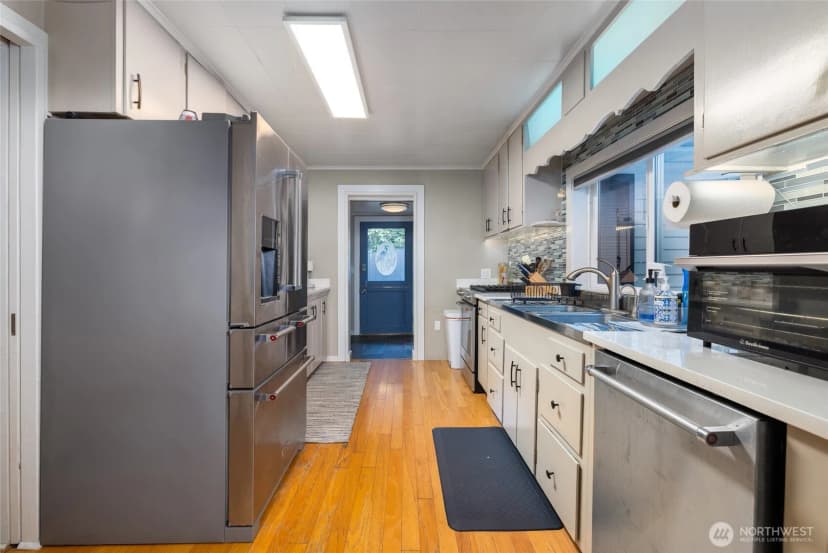 Property photo for 16839 Chilberg Avenue, La Conner photo 23