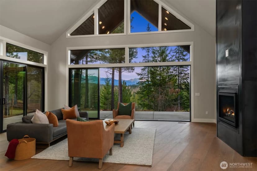 Property photo for 831 Gold Leaf Lane, Cle Elum photo 4