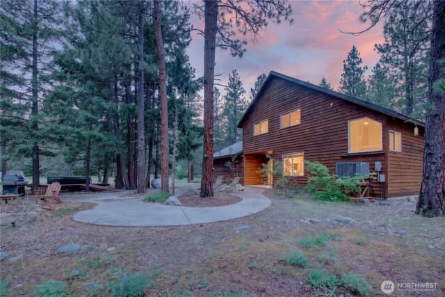 Property photo for 140 Evergreen Valley Loop, Ronald photo 2