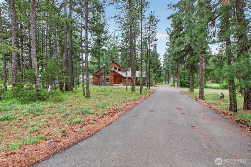 Property photo for 140 Evergreen Valley Loop, Ronald photo 23