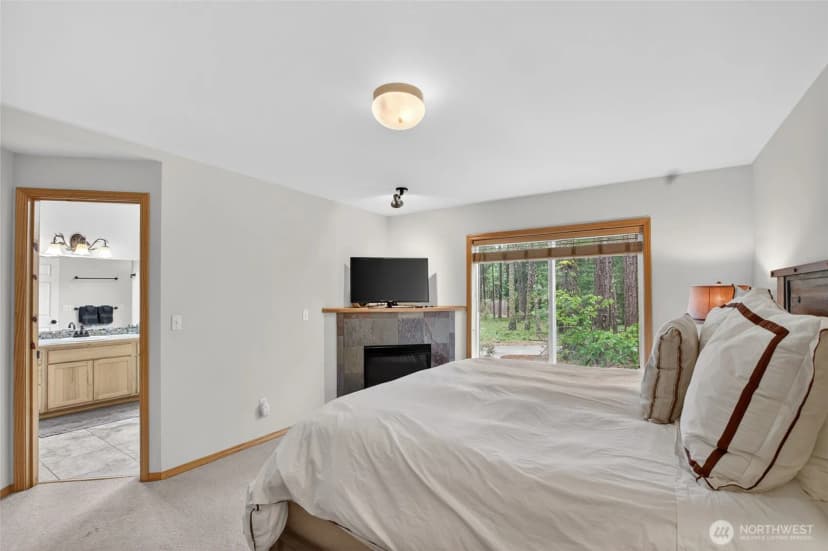Property photo for 140 Evergreen Valley Loop, Ronald photo 4