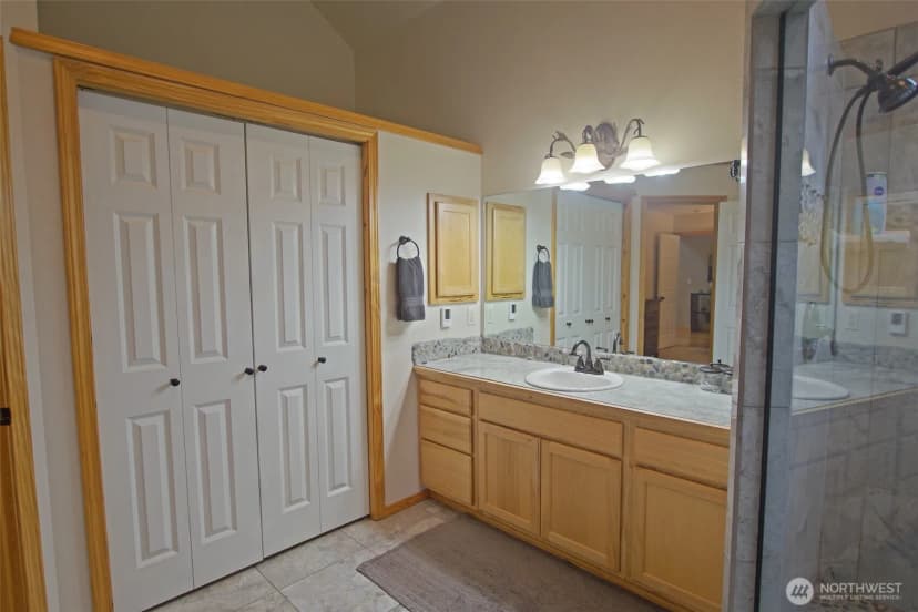 Property photo for 140 Evergreen Valley Loop, Ronald photo 6