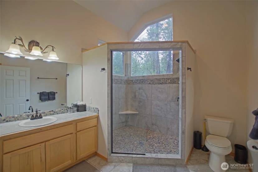 Property photo for 140 Evergreen Valley Loop, Ronald photo 5
