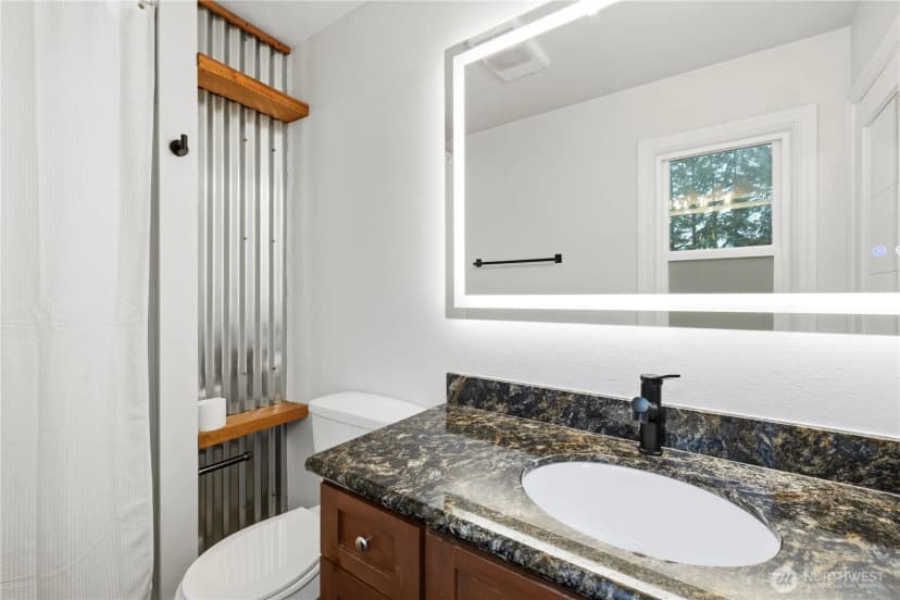 Property photo for 226 Sw 131st Street, Burien photo 12