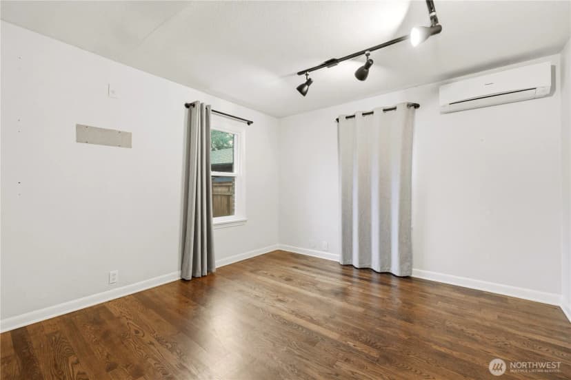 Property photo for 226 Sw 131st Street, Burien photo 14