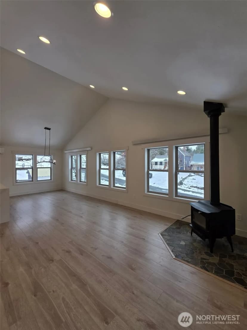 Property photo for 206 W Montana Avenue, Roslyn photo 10