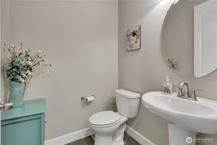 Property photo for 200 Fielding Street Ne, Orting photo 17