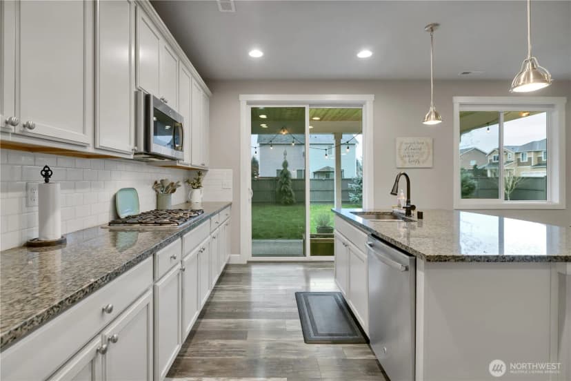 Property photo for 200 Fielding Street Ne, Orting photo 13