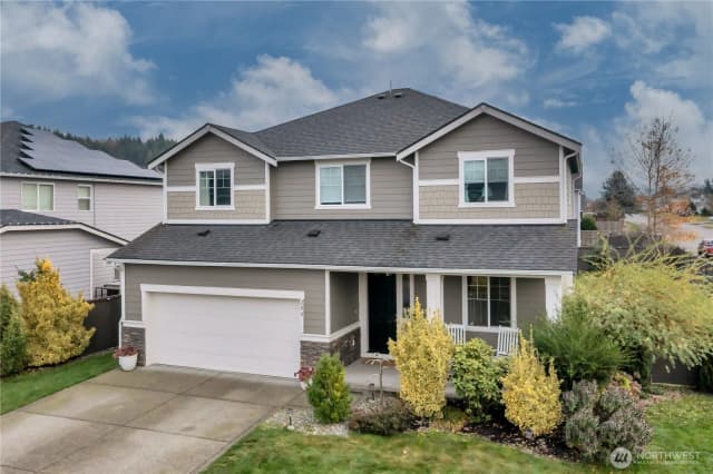 Property photo for 200 Fielding Street Ne, Orting