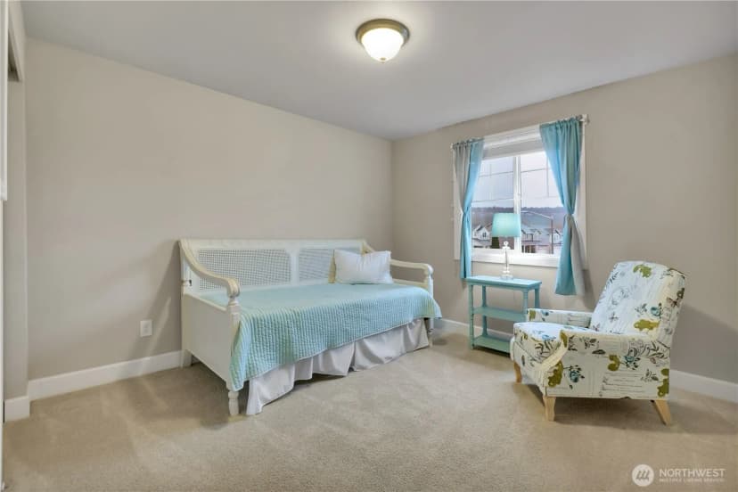 Property photo for 200 Fielding Street Ne, Orting photo 27