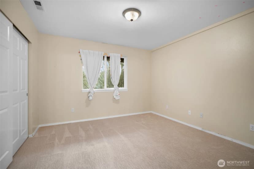Property photo for 7412 64th Street Ct W, University Place photo 23