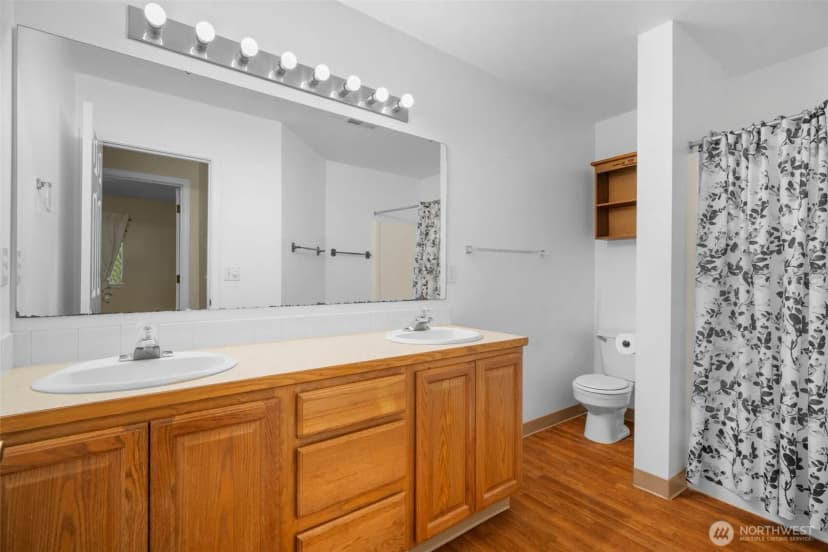 Property photo for 7412 64th Street Ct W, University Place photo 20