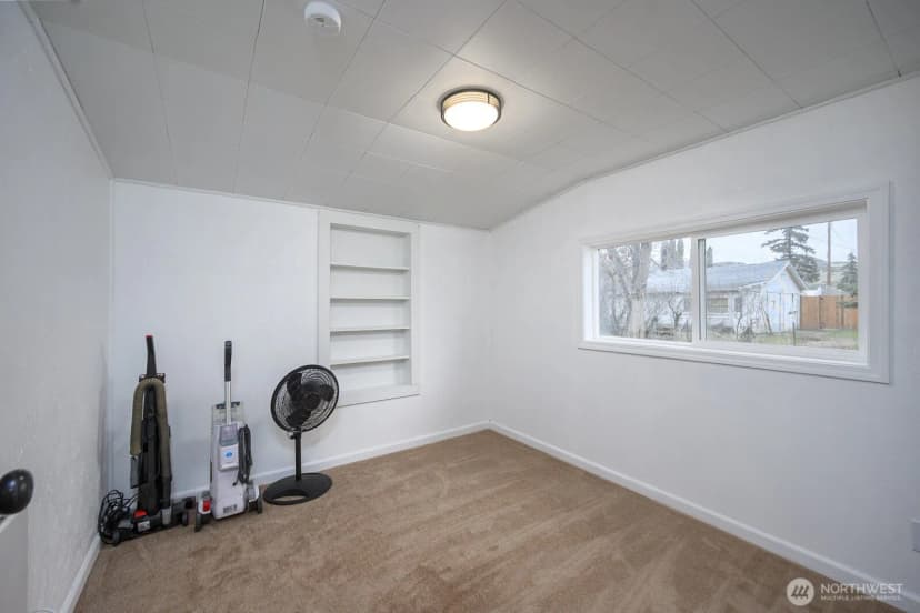 Property photo for 606 Spruce Street, Coulee Dam photo 24
