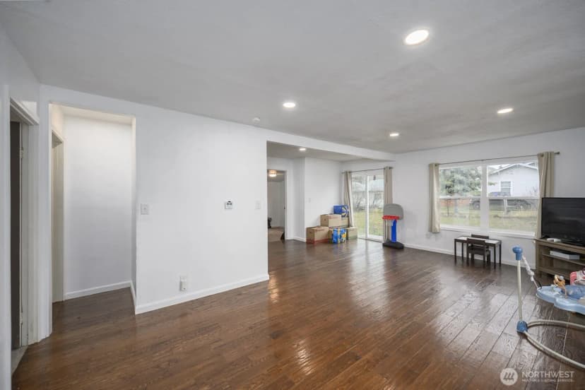 Property photo for 606 Spruce Street, Coulee Dam photo 11