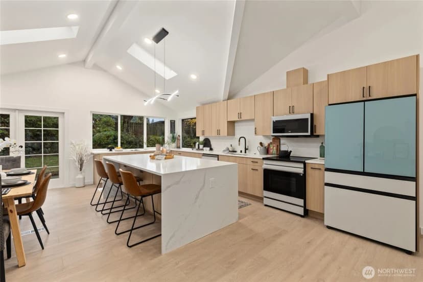 Property photo for 12544 Se 16th Street, Bellevue photo 11