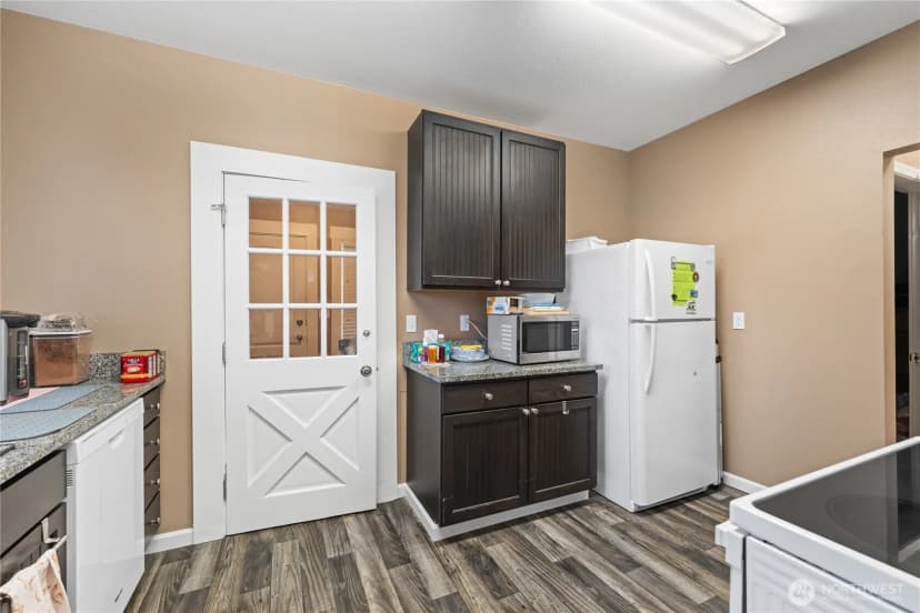 Property photo for 520 O Avenue, Anacortes photo 13