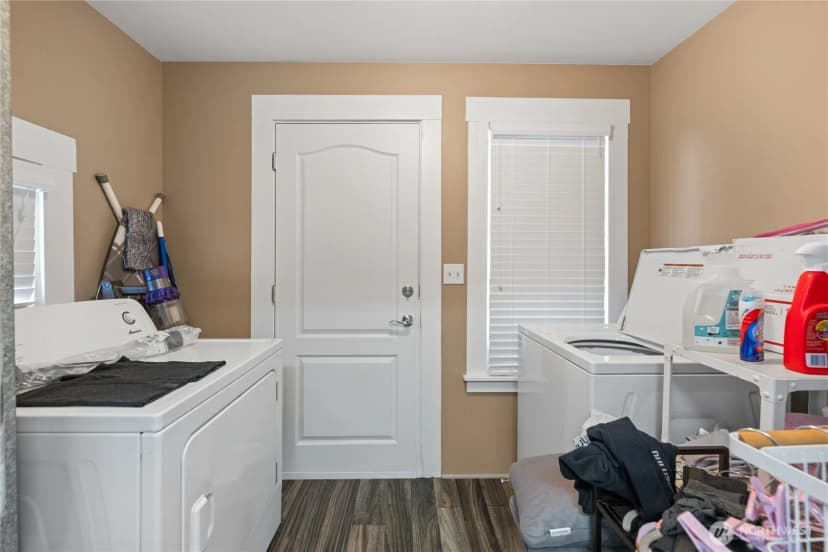 Property photo for 520 O Avenue, Anacortes photo 15
