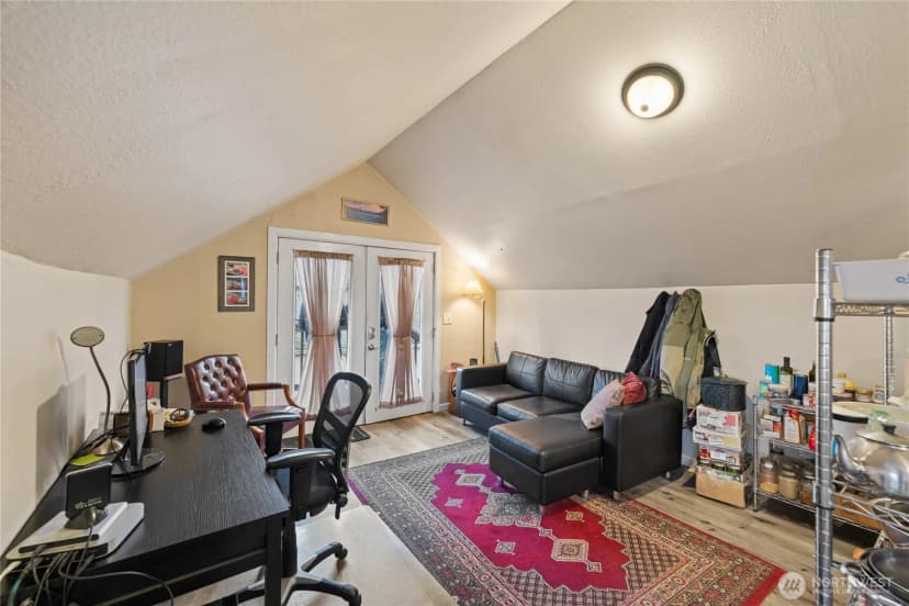 Property photo for 520 O Avenue, Anacortes photo 24