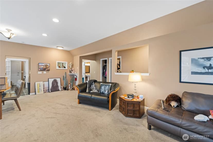 Property photo for 520 O Avenue, Anacortes photo 8