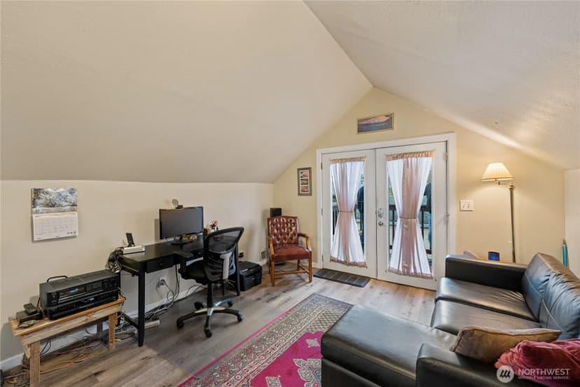 Property photo for 520 O Avenue, Anacortes photo 25