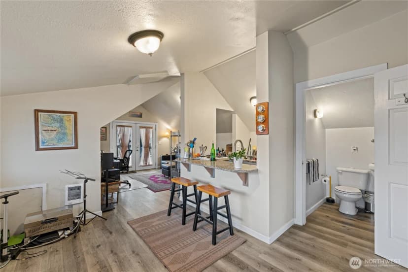 Property photo for 520 O Avenue, Anacortes photo 28