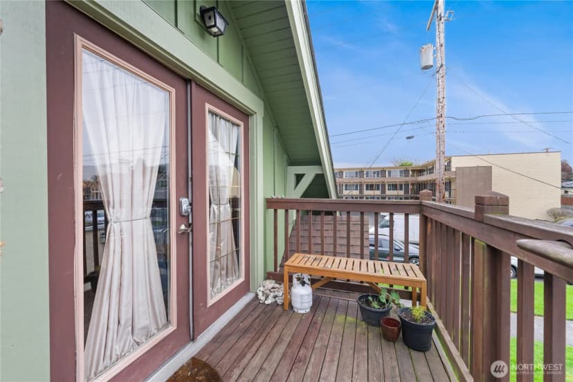 Property photo for 520 O Avenue, Anacortes photo 23