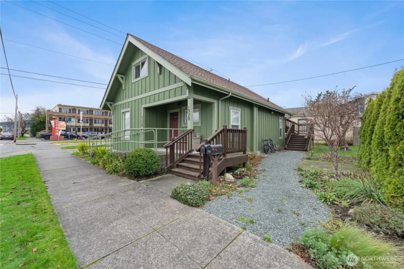 Property photo for 520 O Avenue, Anacortes