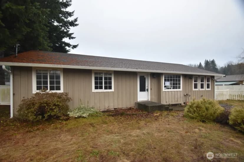 Property photo for 1185 Riddle Street, Darrington