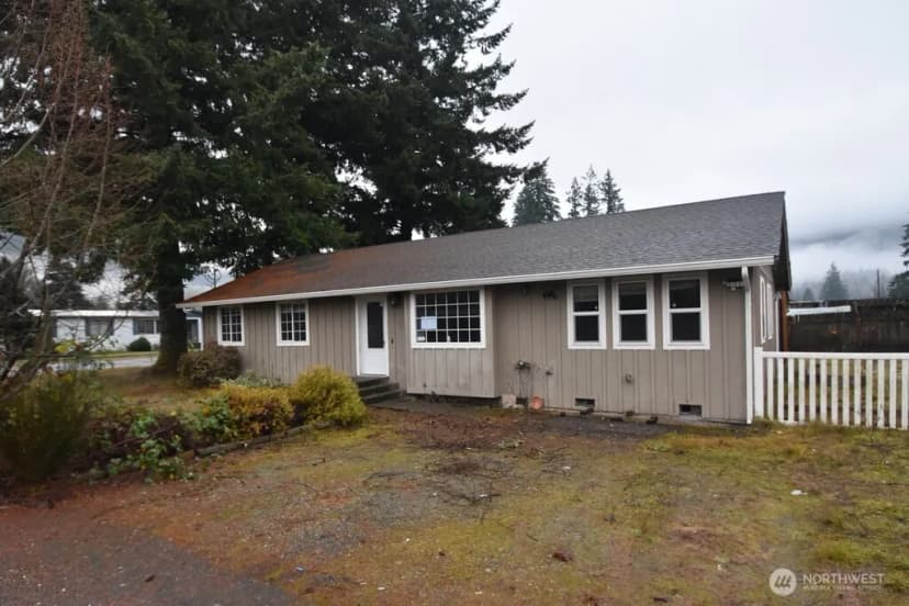 Property photo for 1185 Riddle Street, Darrington photo 23