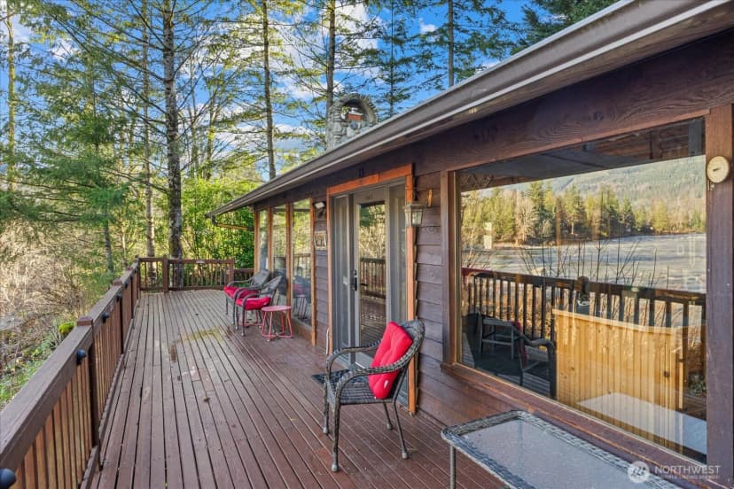 Property photo for 18021 433rd Avenue Se, Gold Bar photo 8