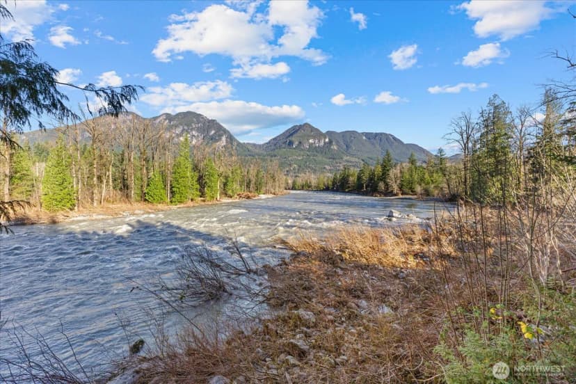 Property photo for 18021 433rd Avenue Se, Gold Bar photo 7