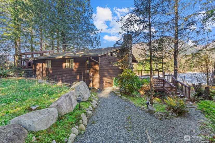 Property photo for 18021 433rd Avenue Se, Gold Bar photo 5