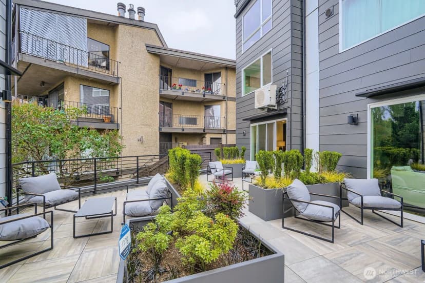 Property photo for 511 Howe #a, Seattle photo 22