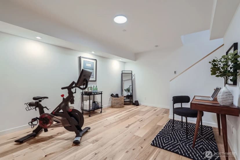 Property photo for 511 Howe #a, Seattle photo 19