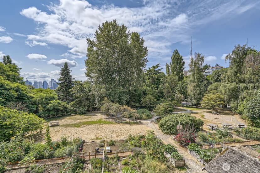 Property photo for 511 Howe #a, Seattle photo 31