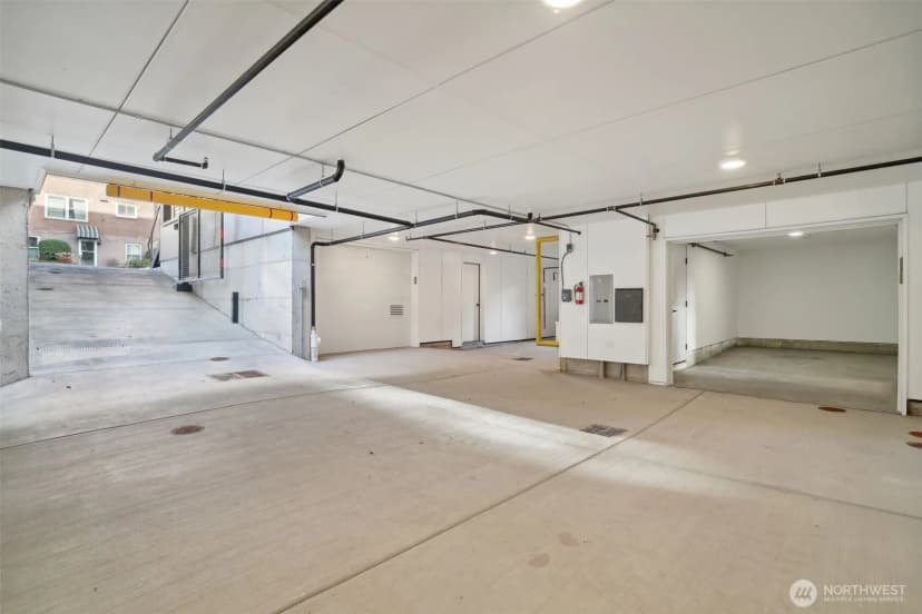 Property photo for 511 Howe #a, Seattle photo 24