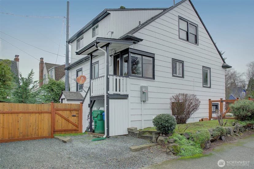 Property photo for 4415 Sw Juneau Street, Seattle photo 4