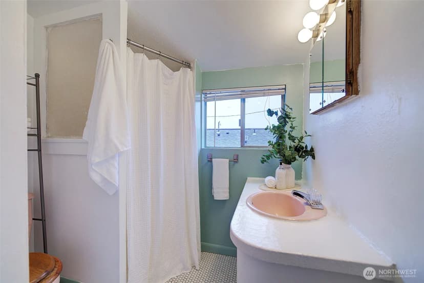 Property photo for 4415 Sw Juneau Street, Seattle photo 26
