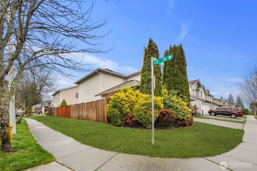 Property photo for 1211 176th Place Sw, Lynnwood photo 9