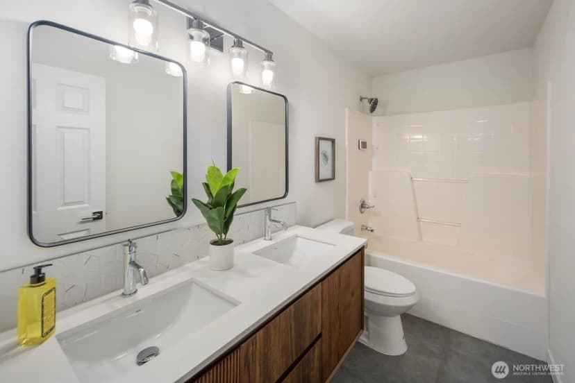 Property photo for 1211 176th Place Sw, Lynnwood photo 8