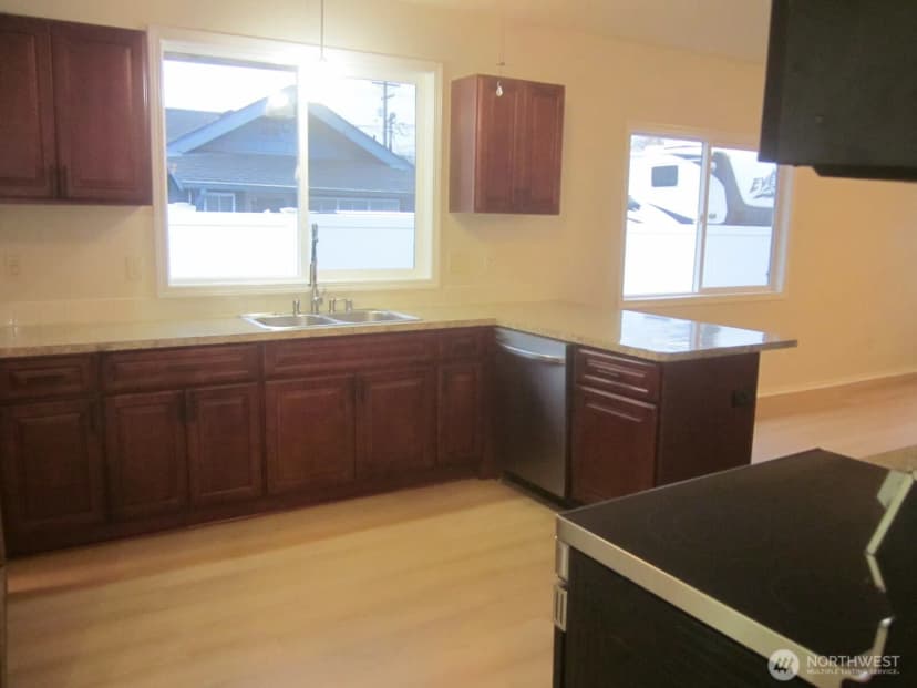 Property photo for 506 S Maple Street, Kelso photo 4