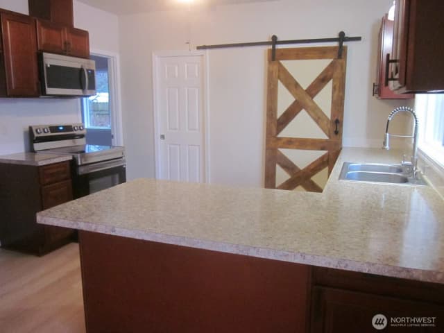 Property photo for 506 S Maple Street, Kelso photo 5