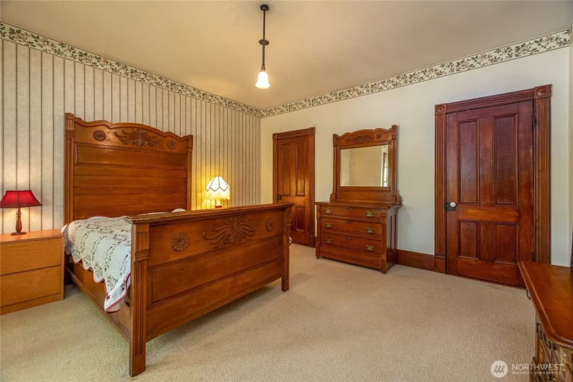 Property photo for 602 N Main Street, Coupeville photo 16