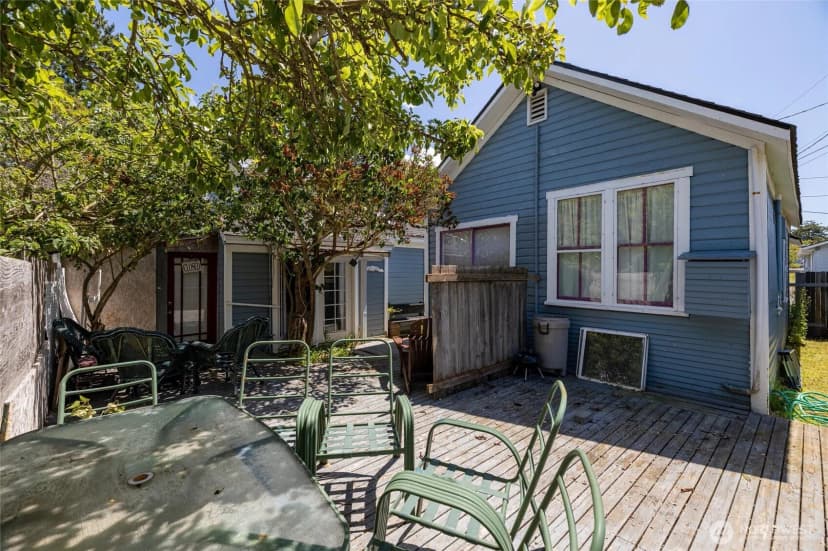 Property photo for 602 N Main Street, Coupeville photo 8