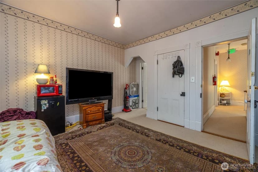 Property photo for 602 N Main Street, Coupeville photo 15