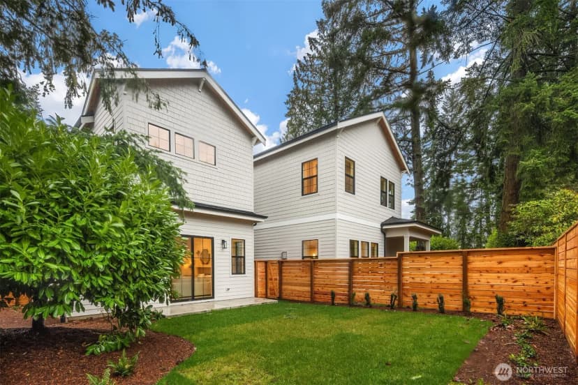 Property photo for 891 166th Avenue Ne, Bellevue photo 23