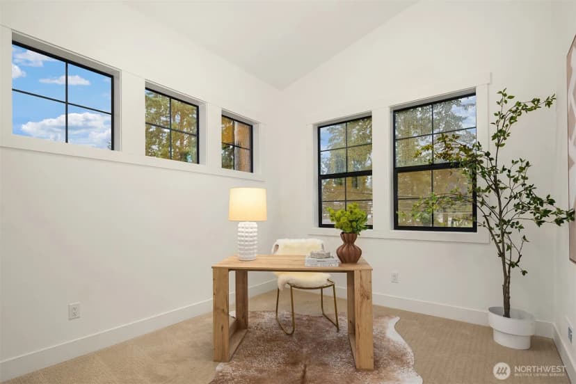 Property photo for 891 166th Avenue Ne, Bellevue photo 19