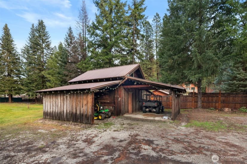 Property photo for 9485 E Leavenworth Road, Leavenworth photo 30