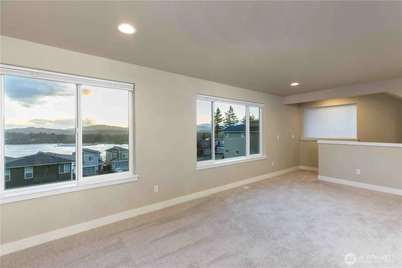 Property photo for 139 Blackfish Court, Bremerton photo 17