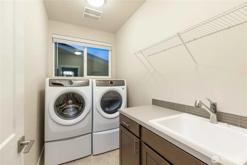 Property photo for 139 Blackfish Court, Bremerton photo 29